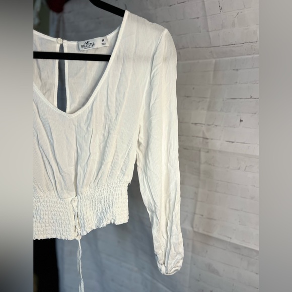 White Hollister blouse - Picture 7 of 10